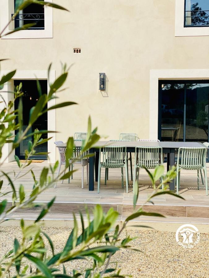 Domaine De Merins, 10 Couchages Avec Piscine, Face A La Riviere, A 4Km De La Plage Fleury  Luaran gambar